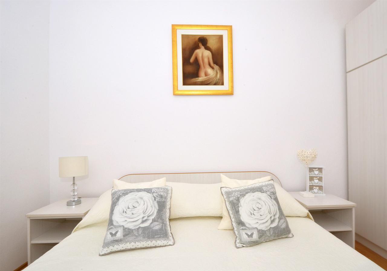 Apartments Sandy Rogoznica  Luaran gambar