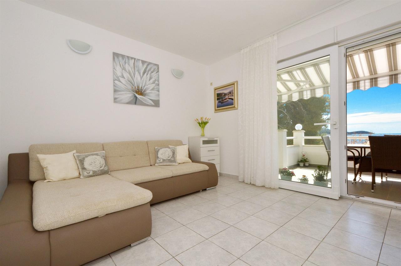 Apartments Sandy Rogoznica  Luaran gambar